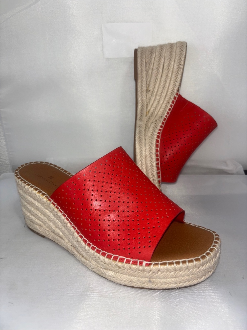 CASLON Camdyn Espadrille Wedge Sandal In RED Size 9